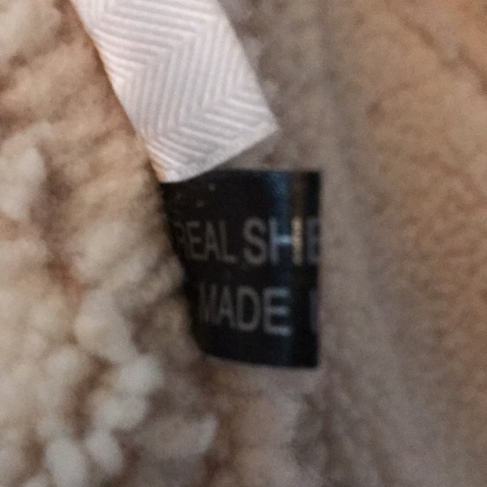 Celtic Co Classic Shearling Jacket. Whiskey - Picture 14 of 16
